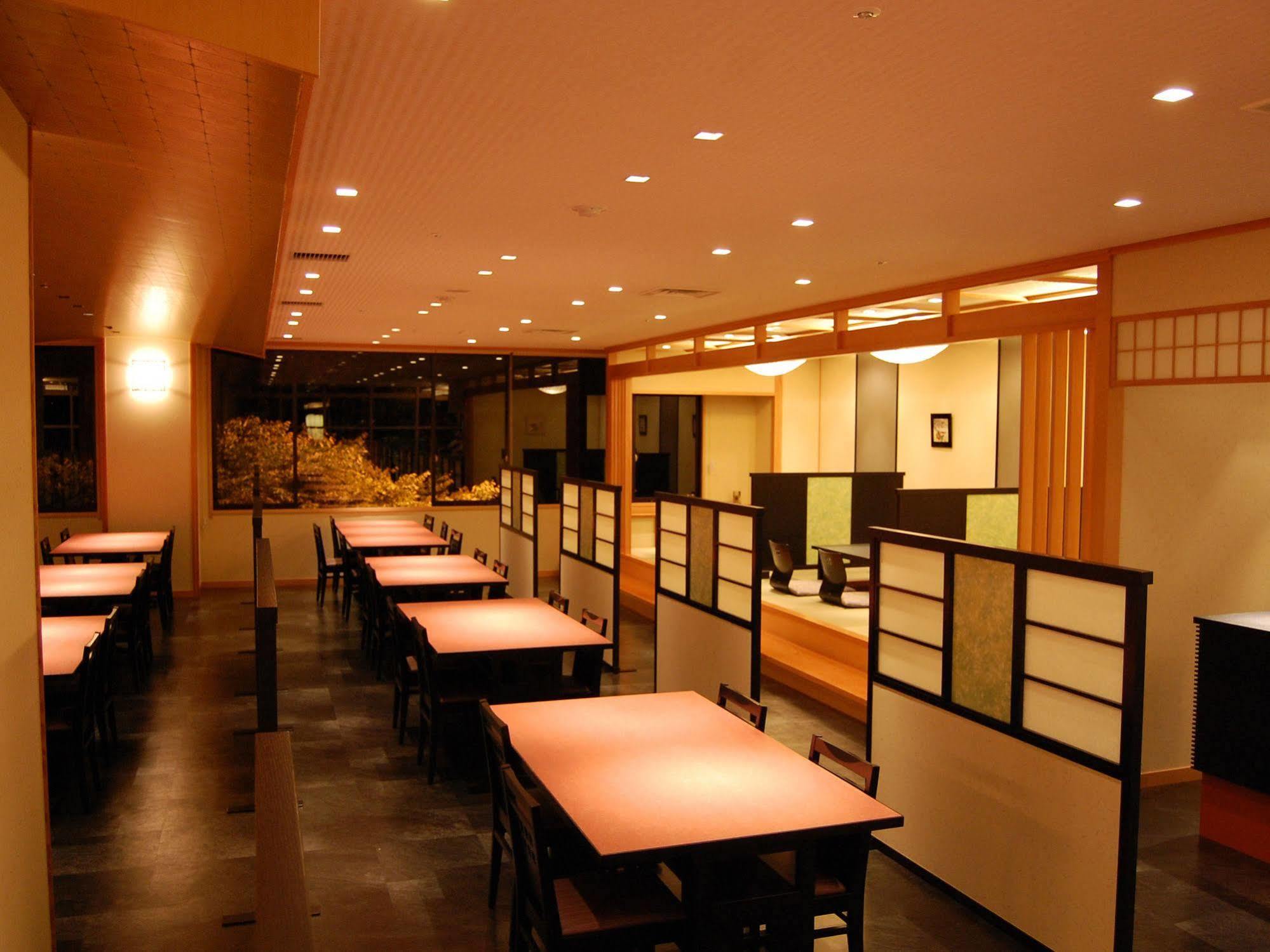 Royal Hotel Yamanaka Onsen Kajikaso 加賀市 エクステリア 写真