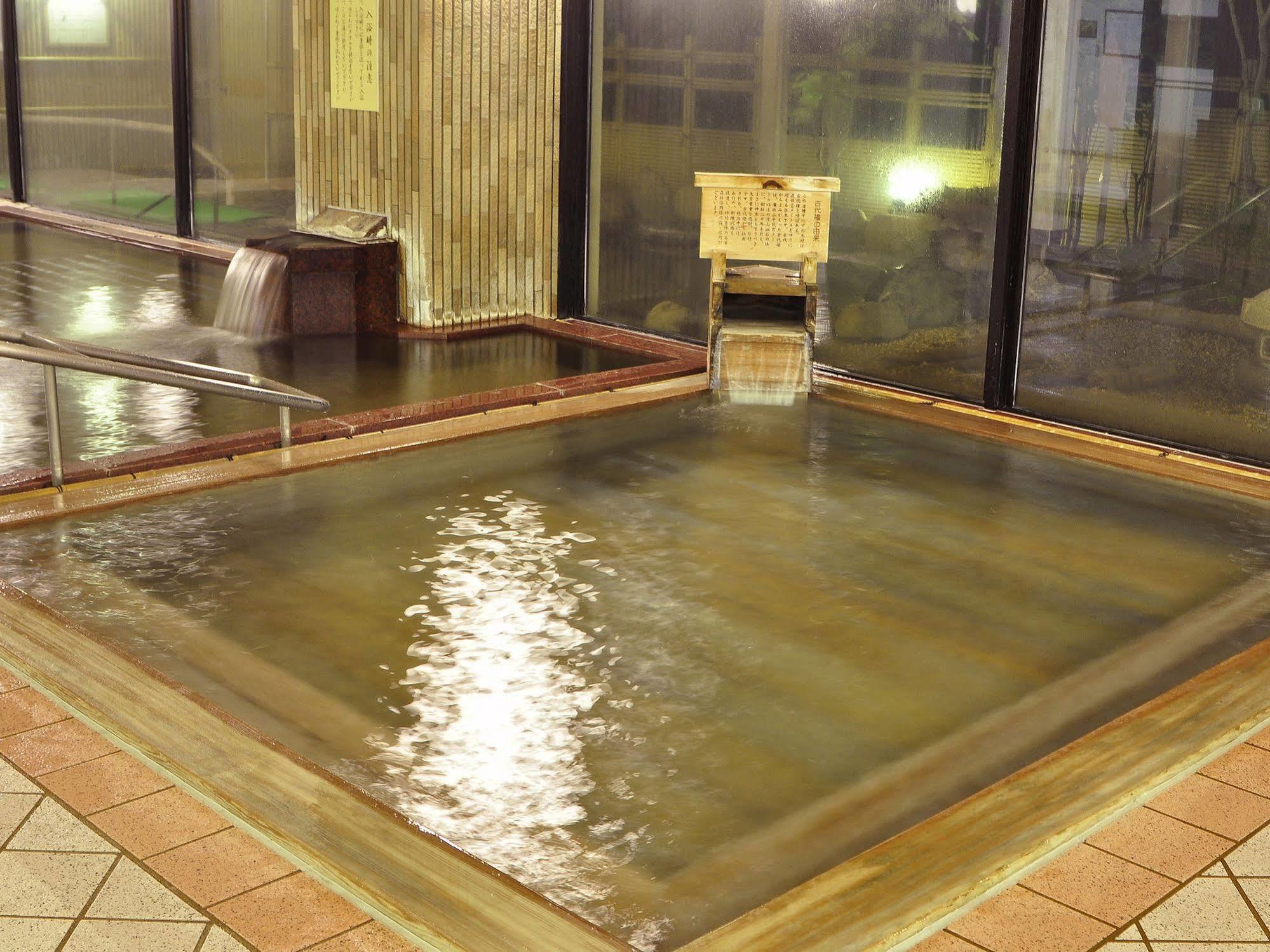 Royal Hotel Yamanaka Onsen Kajikaso 加賀市 エクステリア 写真