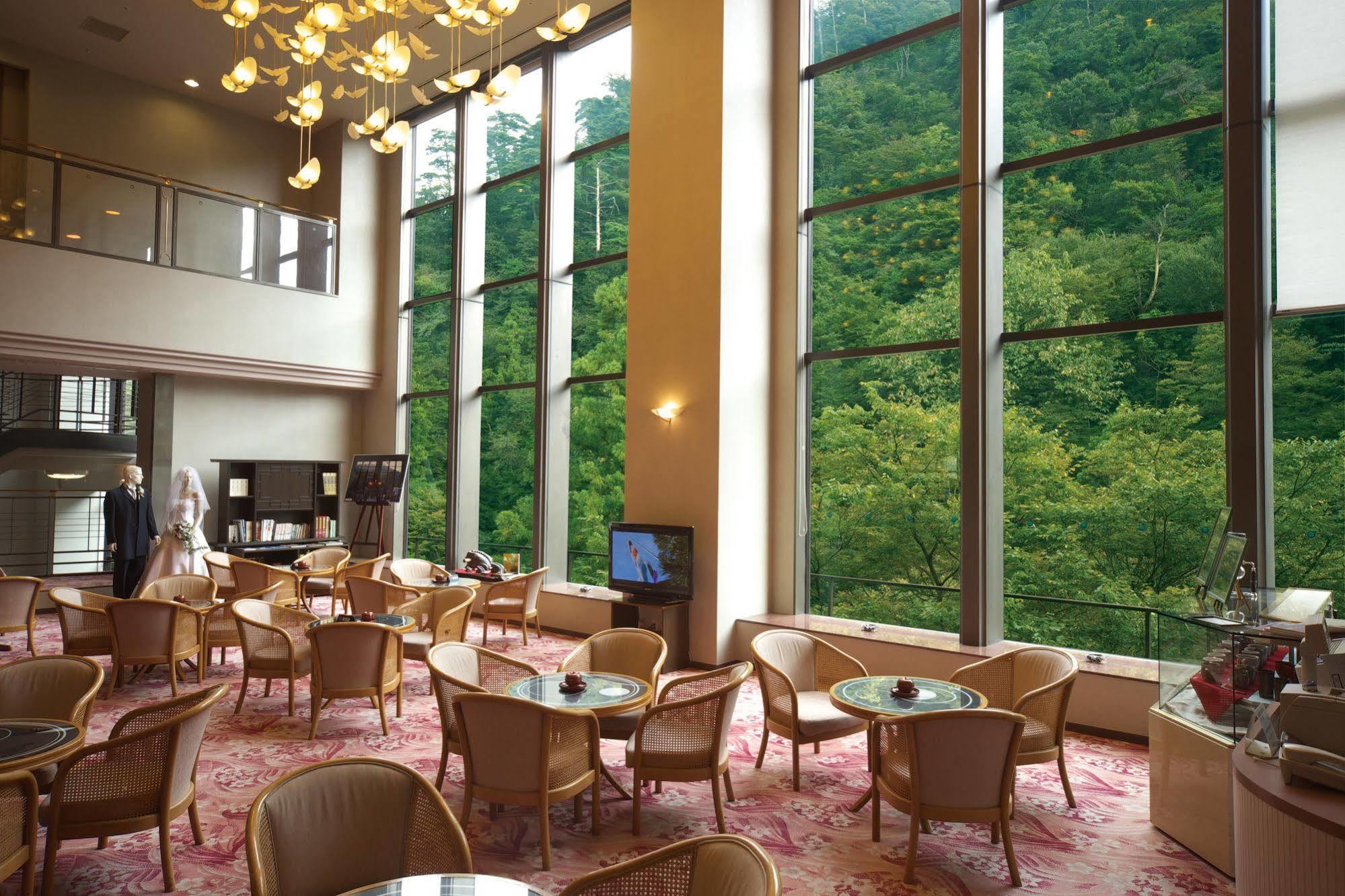 Royal Hotel Yamanaka Onsen Kajikaso 加賀市 エクステリア 写真