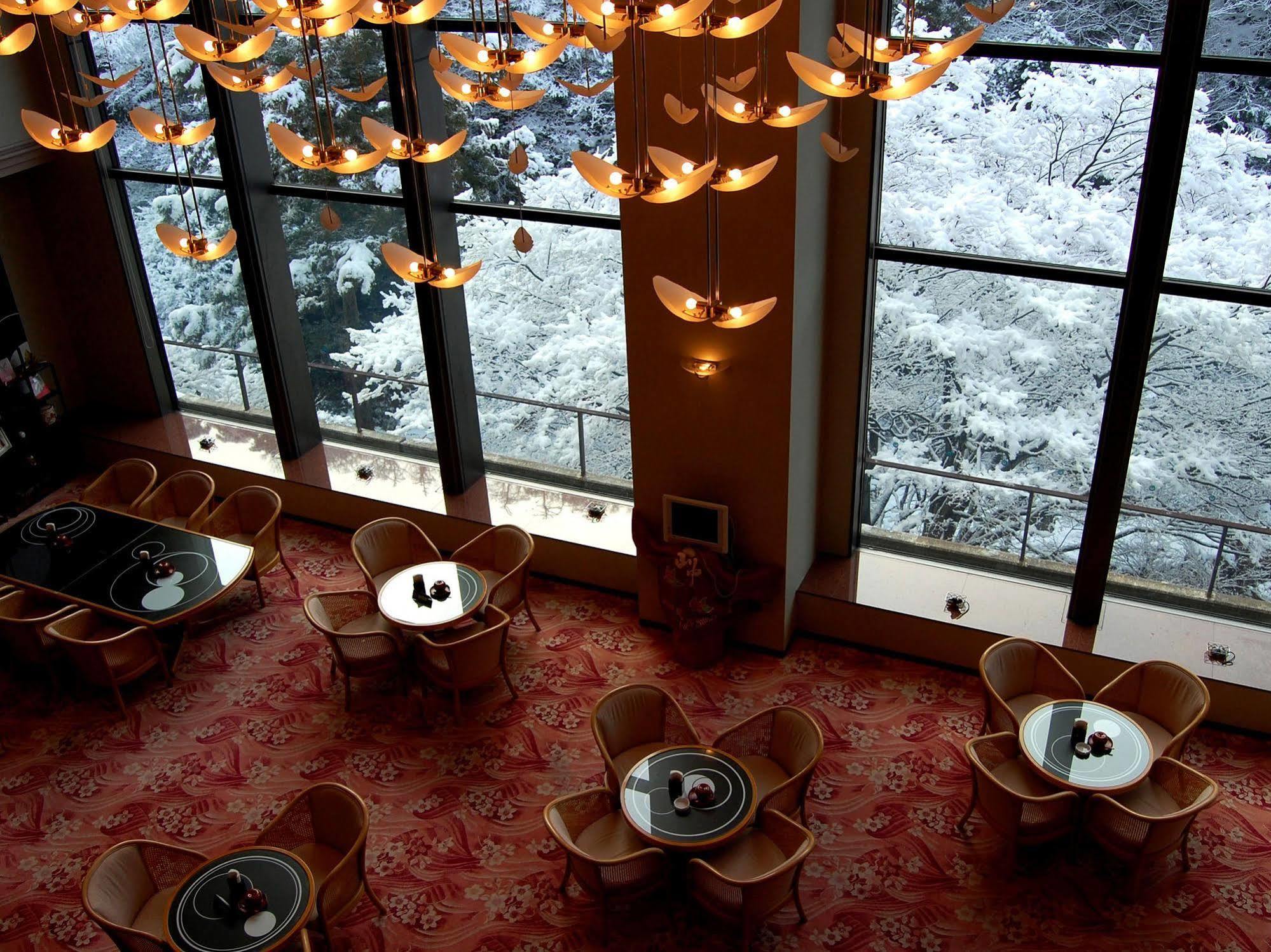 Royal Hotel Yamanaka Onsen Kajikaso 加賀市 エクステリア 写真