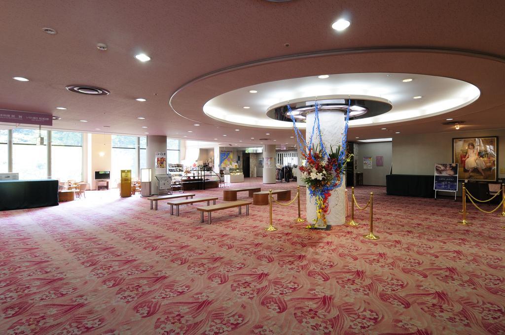 Royal Hotel Yamanaka Onsen Kajikaso 加賀市 エクステリア 写真